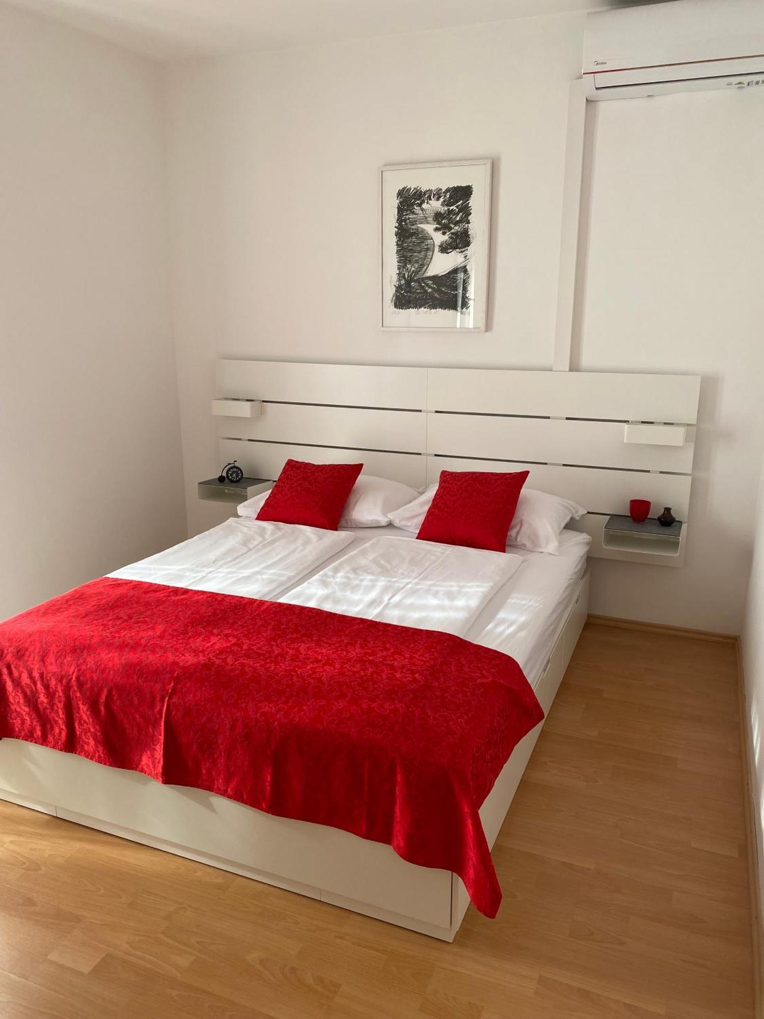 Villa Jasmin Bol Ngoại thất bức ảnh