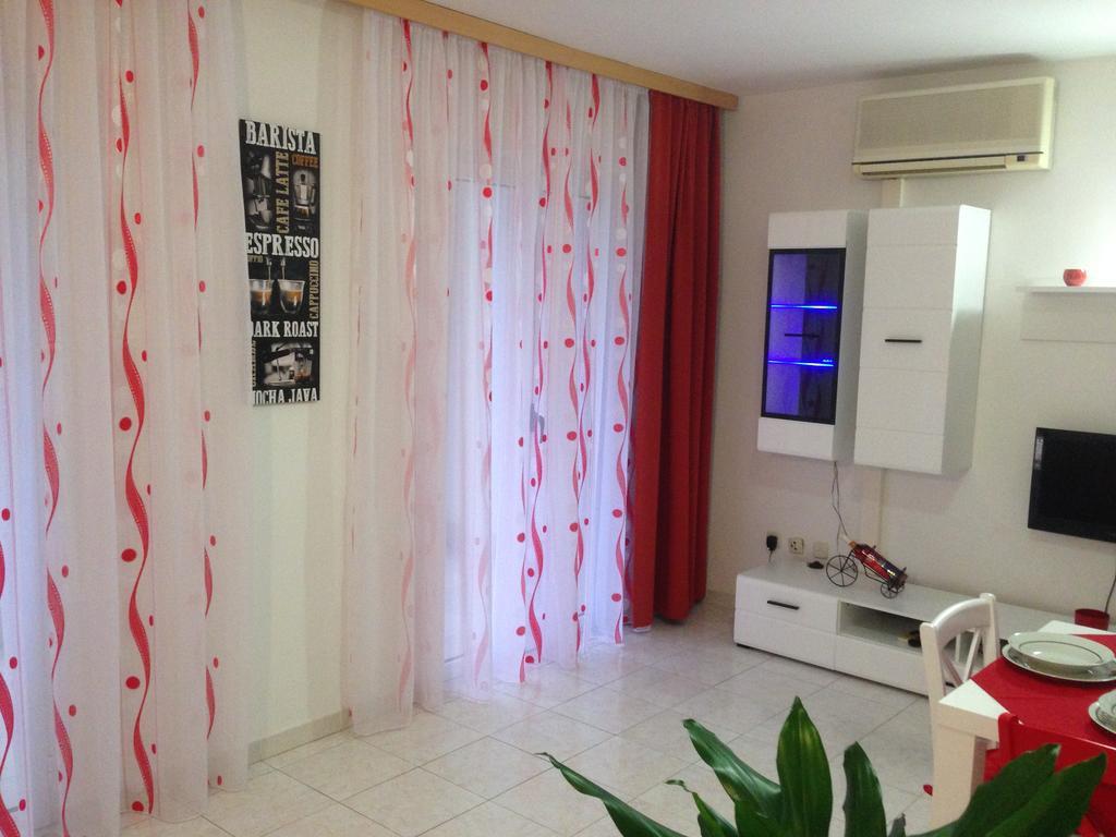 Villa Jasmin Bol Ngoại thất bức ảnh