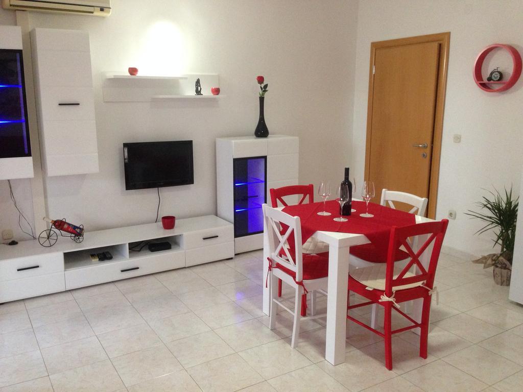 Villa Jasmin Bol Ngoại thất bức ảnh